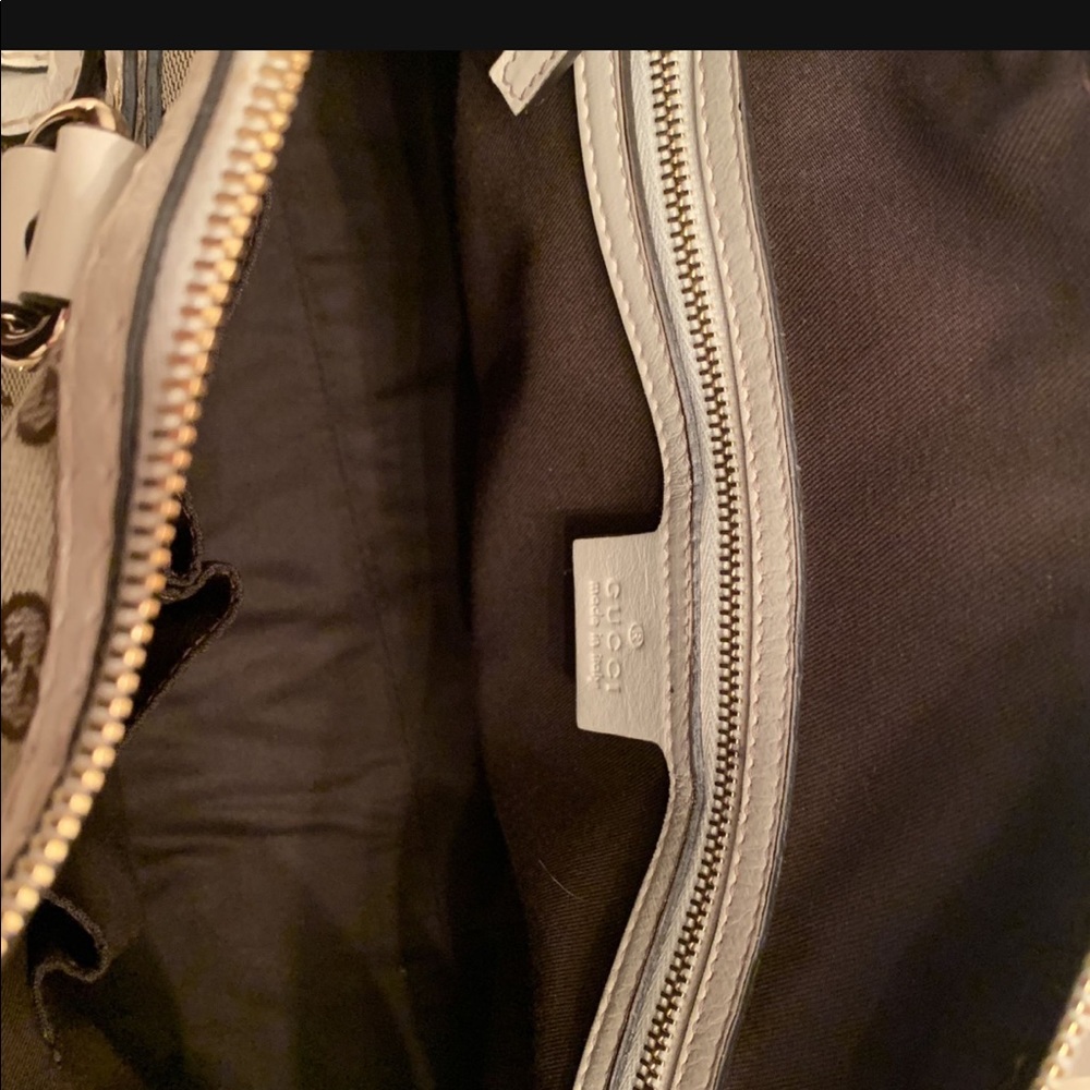 Gucci Bag - Picture 6 of 7